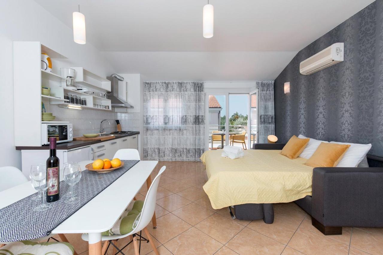 Seafront Apartment Gaby 梅杜林 外观 照片