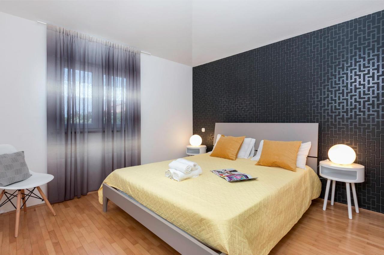 Seafront Apartment Gaby 梅杜林 外观 照片