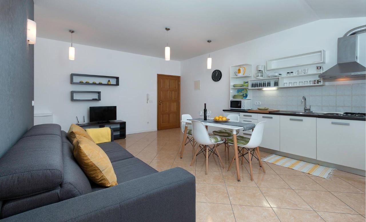 Seafront Apartment Gaby 梅杜林 外观 照片